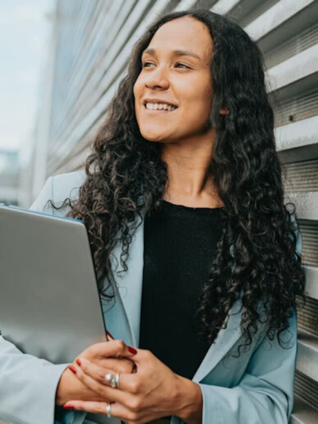 premium_photo-1694558642617-607b6891f472_converted