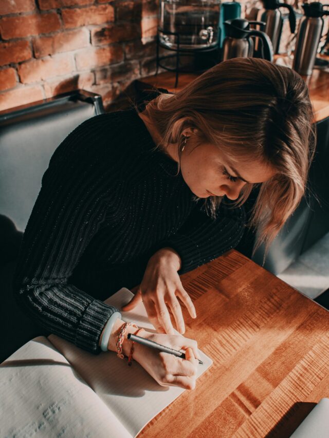 marcos-paulo-prado-gKqIvUBsxEc-unsplash