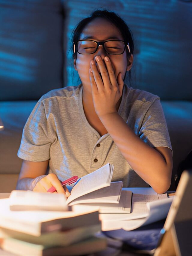 Study at Night Like a Topper: 7 Habits That Improve Focus and Results